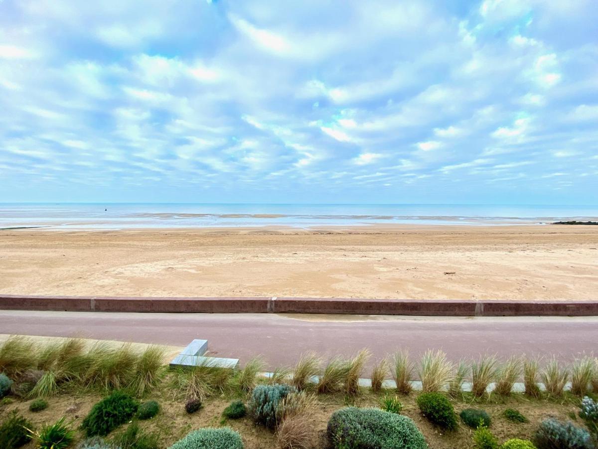Acamar, Appartement En Front De Mer Avec Parking Privee Courseulles-sur-Mer Exterior foto